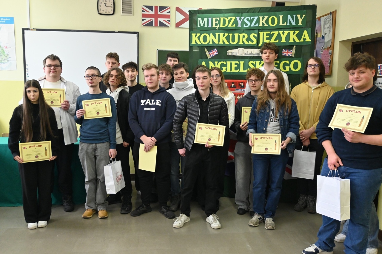 Językowe zmagania czwartoklasistów. XI edycja konkursu angielskiego rozstrzygnięta fot. ZSZ nr 2 [11.02.2026] - zdjęcie #2 - eOstroleka.pl