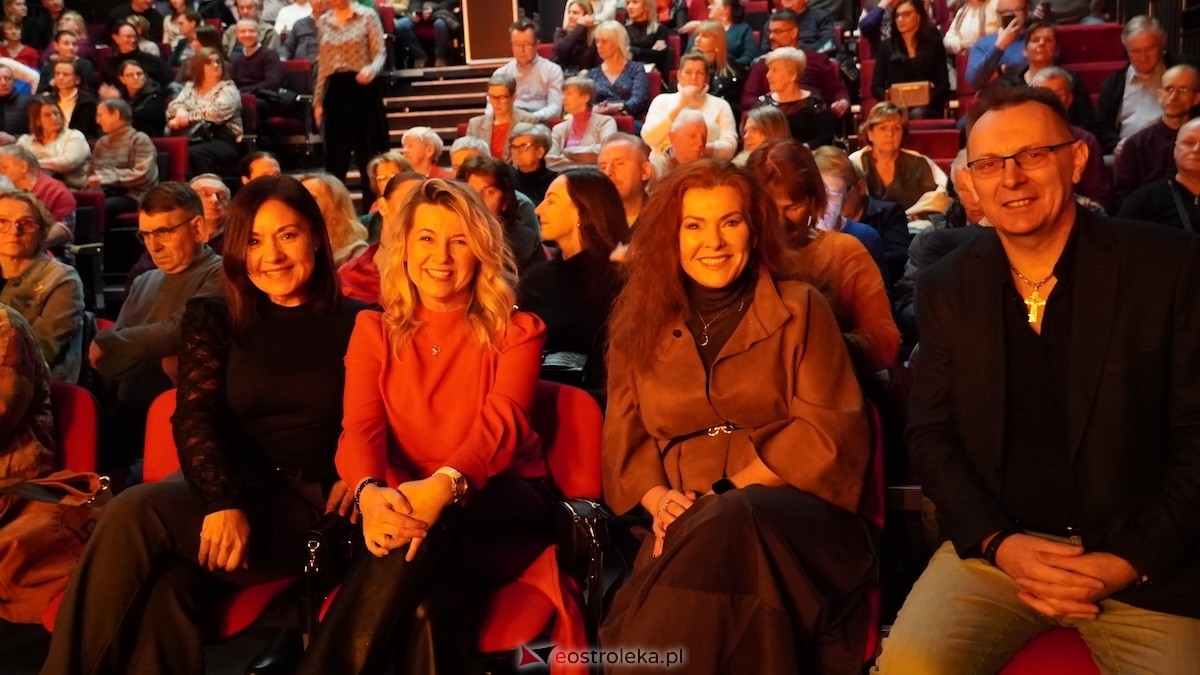 Mazowsze dla zakochanych koncert walentynkowy w Muzeum Żołnierzy Wyklętych [13.02.2026] - zdjęcie #53 - eOstroleka.pl