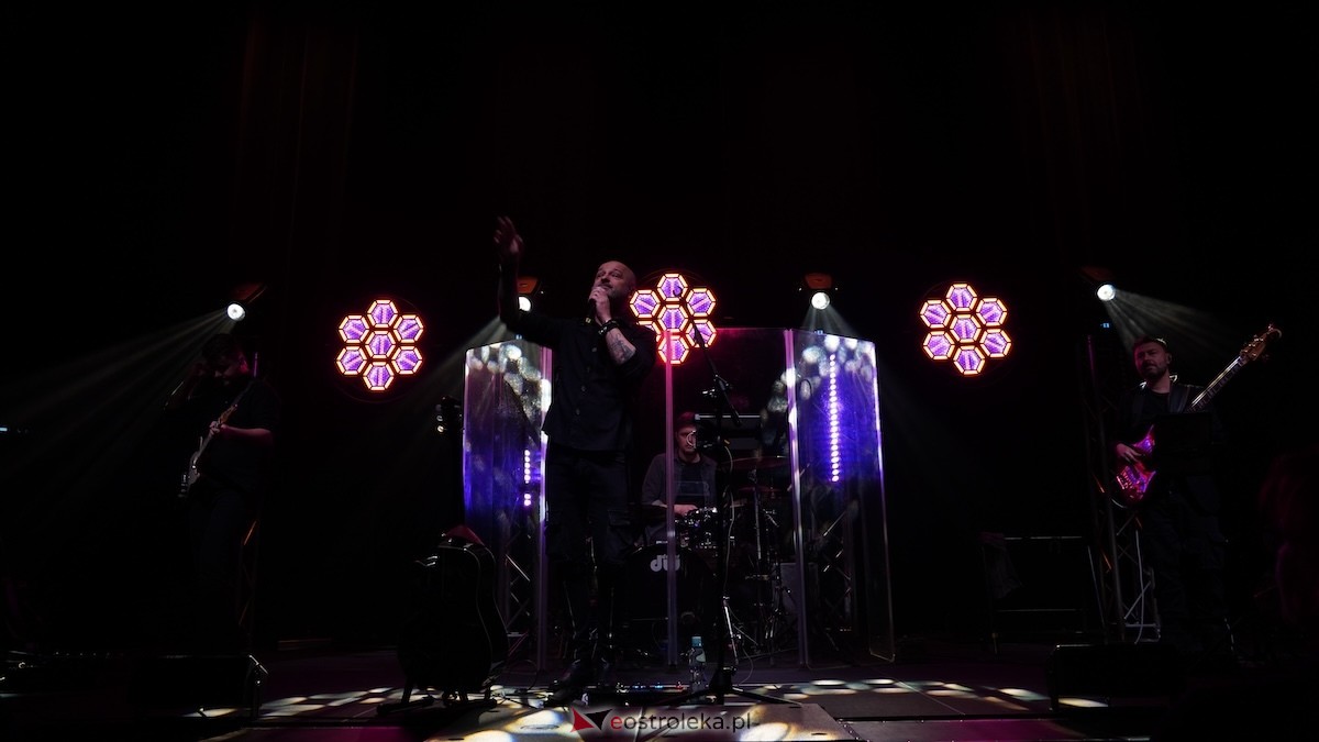 Mazowsze dla zakochanych koncert walentynkowy w Muzeum Żołnierzy Wyklętych [13.02.2026] - zdjęcie #15 - eOstroleka.pl