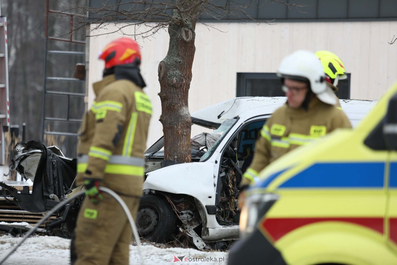 Wypadek w Białobieli [14.02.2026] - zdjęcie #27 - eOstroleka.pl
