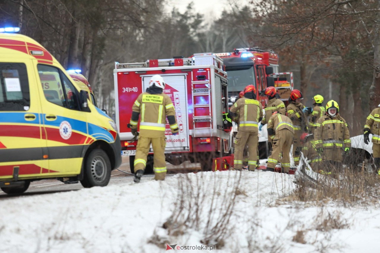 Wypadek w Białobieli [14.02.2026] - zdjęcie #12 - eOstroleka.pl