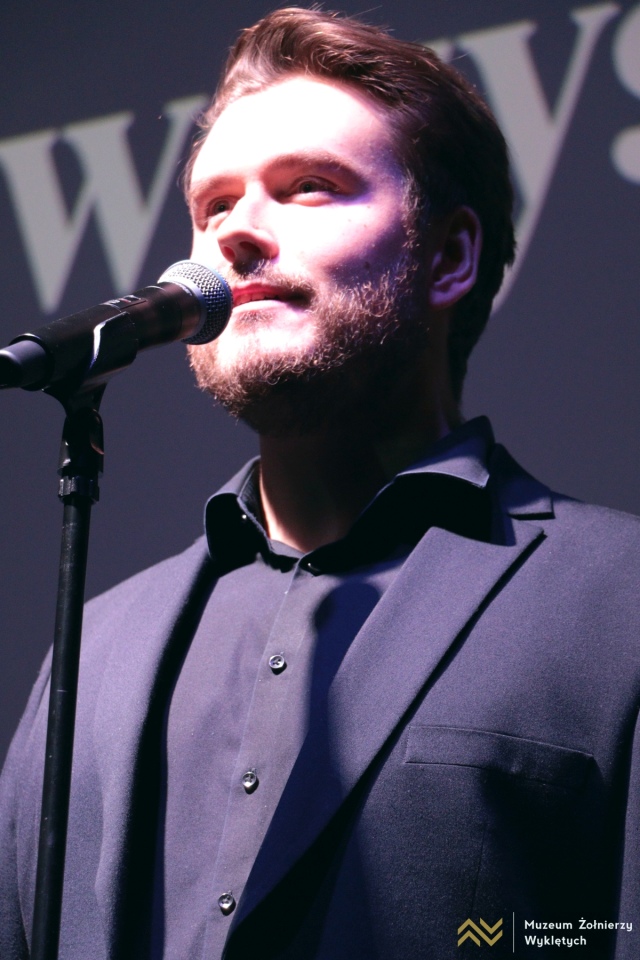 Koncert I o wyzwolenie Jej walczyć ze wszystkich sił w Muzeum Żołnierzy Wyklętych w Ostrołęce [14.02.2026] - zdjęcie #12 - eOstroleka.pl