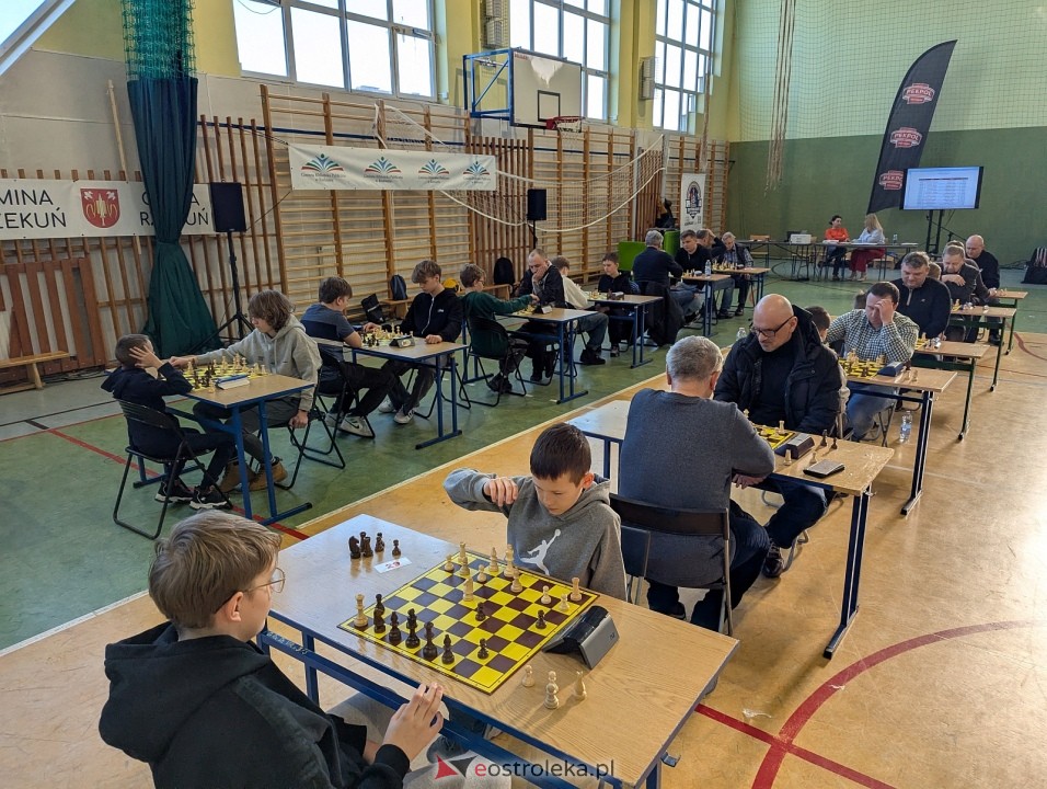 Walentynkowy turniej szachowy w Rzekuniu [15.02.2026] - zdjęcie #8 - eOstroleka.pl