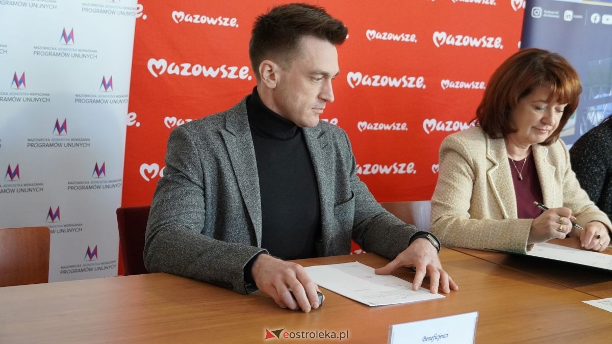Podpisanie umów w ramach programu Fundusze Europejskie dla Mazowsza [16.02.2026] - zdjęcie #62 - eOstroleka.pl