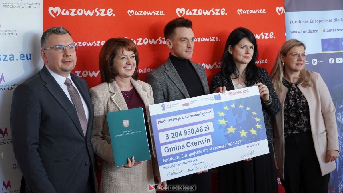 Podpisanie umów w ramach programu Fundusze Europejskie dla Mazowsza [16.02.2026] - zdjęcie #37 - eOstroleka.pl