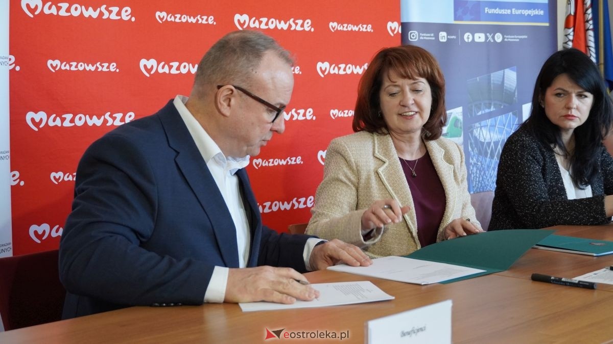 Podpisanie umów w ramach programu Fundusze Europejskie dla Mazowsza [16.02.2026] - zdjęcie #28 - eOstroleka.pl
