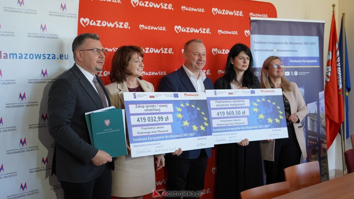 Podpisanie umów w ramach programu Fundusze Europejskie dla Mazowsza [16.02.2026] - zdjęcie #11 - eOstroleka.pl