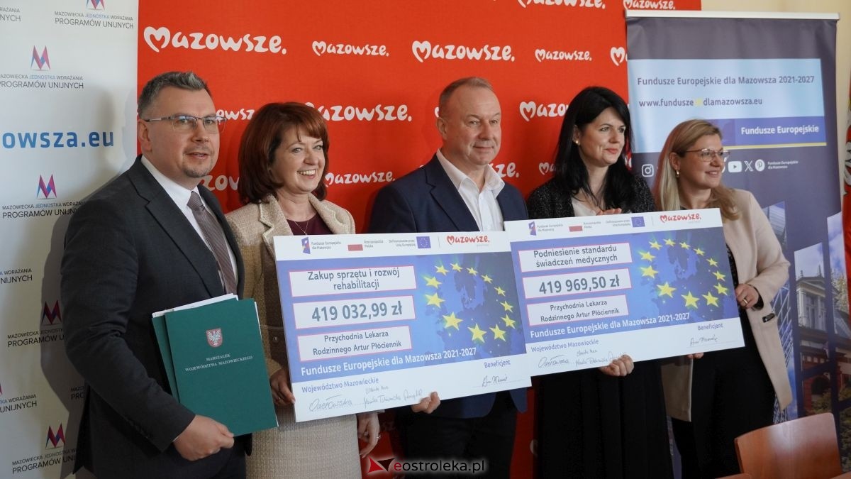 Podpisanie umów w ramach programu Fundusze Europejskie dla Mazowsza [16.02.2026] - zdjęcie #8 - eOstroleka.pl