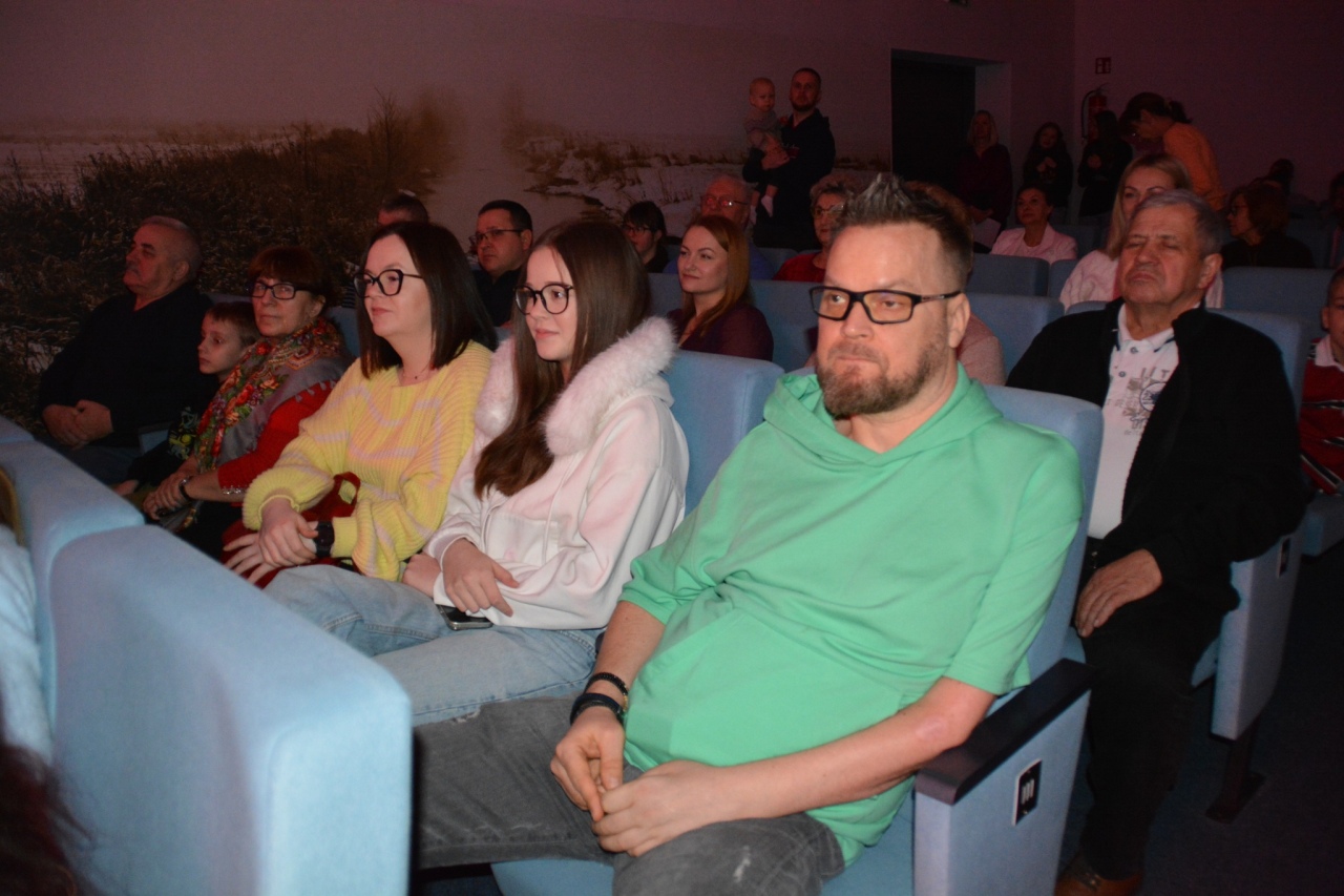 Koncert walentynkowy studia Metro w CKK w Kadzidle fot. CKK w Kadzidle [14.02.2026] - zdjęcie #24 - eOstroleka.pl
