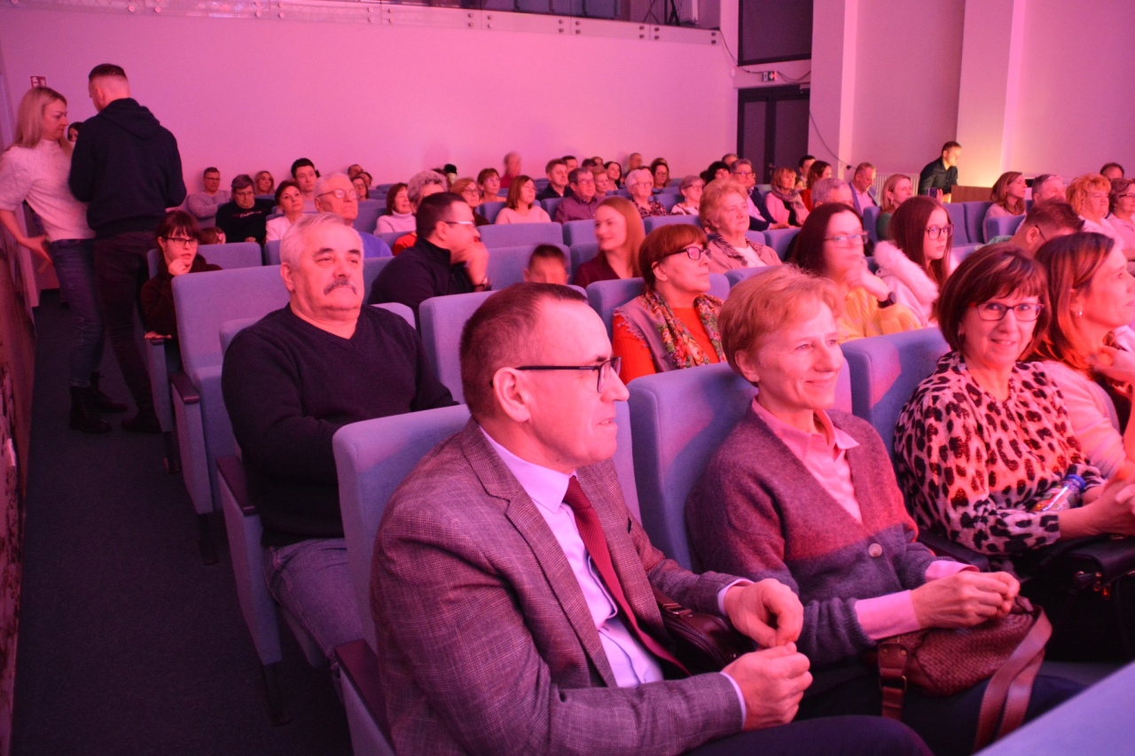 Koncert walentynkowy studia Metro w CKK w Kadzidle fot. CKK w Kadzidle [14.02.2026] - zdjęcie #8 - eOstroleka.pl