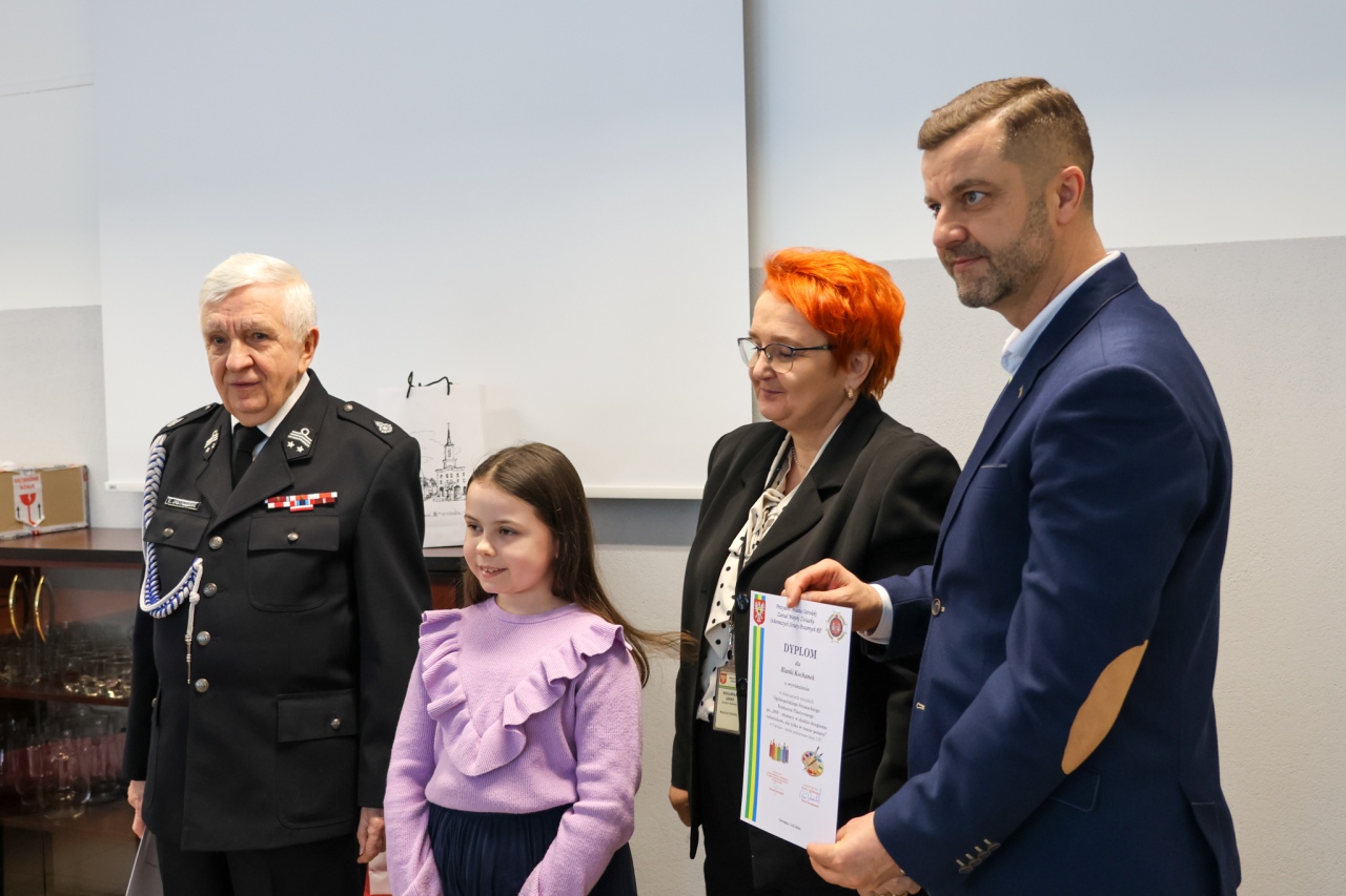 Eliminacje Miejskie XLVIII Ogólnopolskiego Turnieju Wiedzy Pożarniczej „Młodzież Zapobiega Pożarom” [12.02.2026] - zdjęcie #34 - eOstroleka.pl