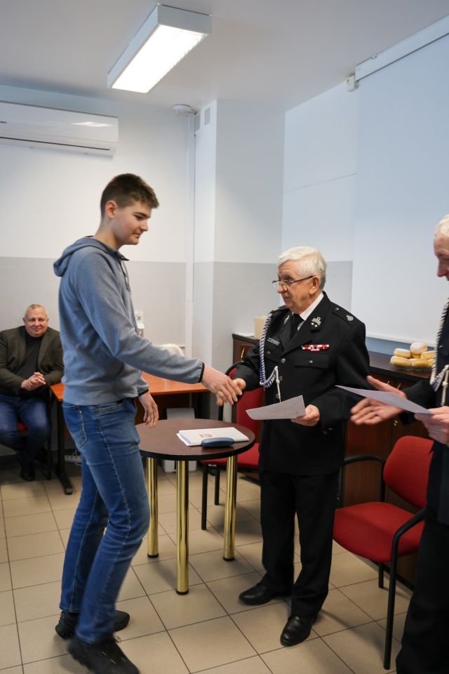 Eliminacje Miejskie XLVIII Ogólnopolskiego Turnieju Wiedzy Pożarniczej „Młodzież Zapobiega Pożarom” [12.02.2026] - zdjęcie #15 - eOstroleka.pl