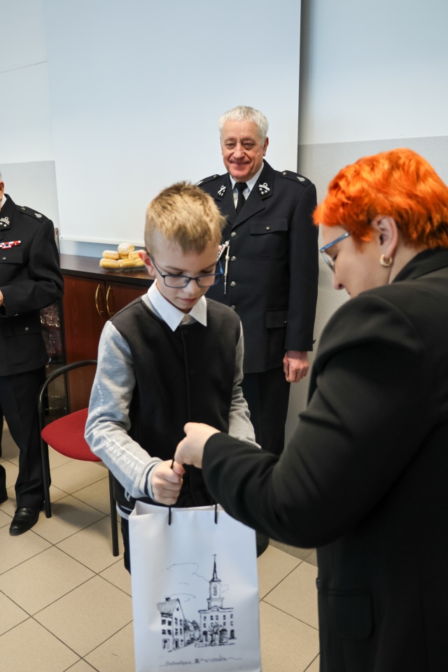 Eliminacje Miejskie XLVIII Ogólnopolskiego Turnieju Wiedzy Pożarniczej „Młodzież Zapobiega Pożarom” [12.02.2026] - zdjęcie #5 - eOstroleka.pl