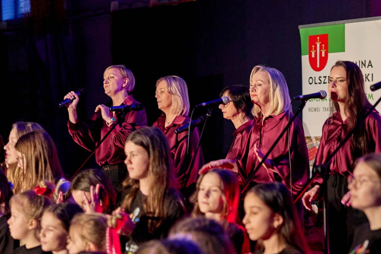Koncert walentynkowy w Olszewie-Borkach fot. GOK Olszewo-Borki [15.02.2026] - zdjęcie #2 - eOstroleka.pl