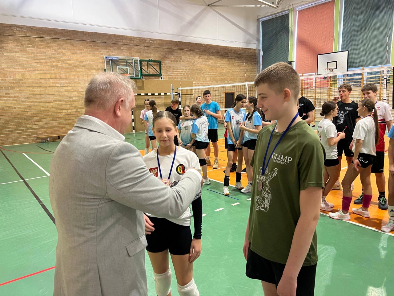 Walentynkowy turniej siatkówki w SP nr 5 [18.02.2026] - zdjęcie #8 - eOstroleka.pl