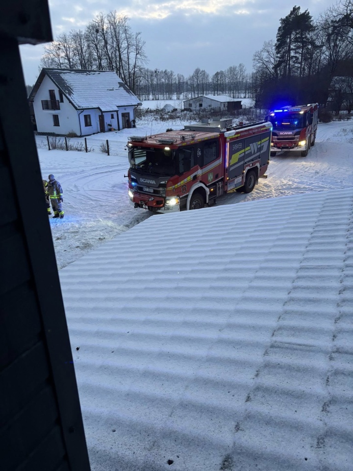 Pożar w Dębach [18.02.2026] - zdjęcie #4 - eOstroleka.pl