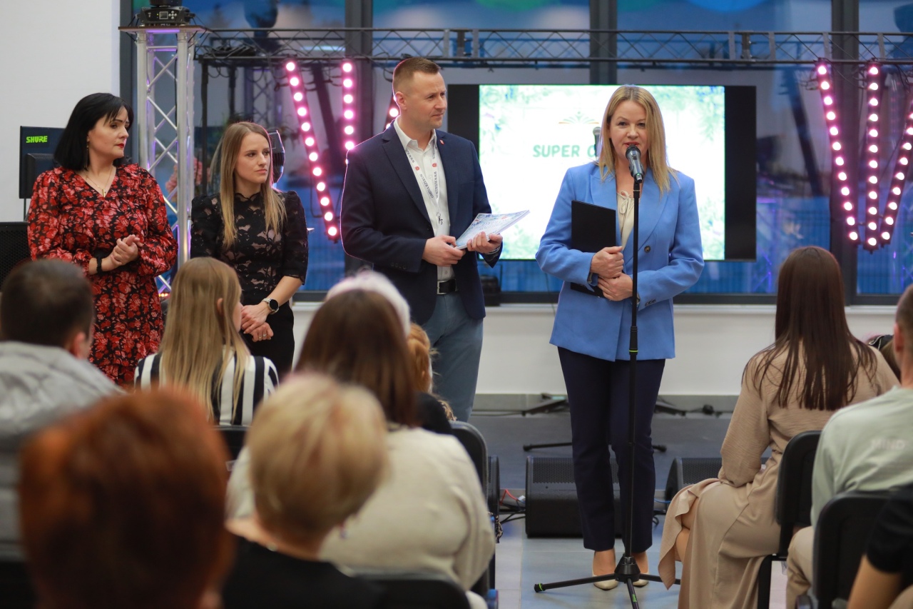 „Super Czytelnik 2025” i „Obiektyw na Czarnowiec”  [19.02.2026] - zdjęcie #28 - eOstroleka.pl