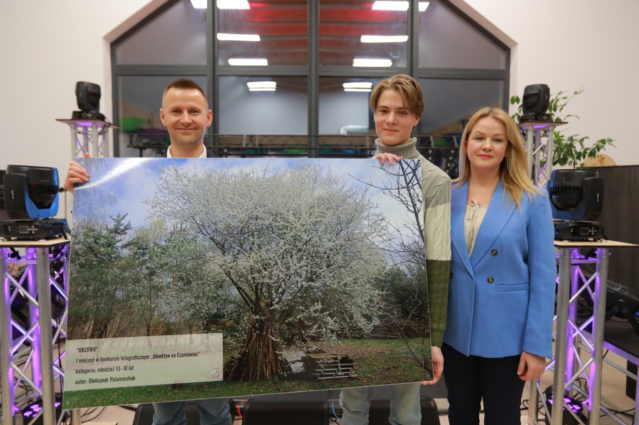 „Super Czytelnik 2025” i „Obiektyw na Czarnowiec”  [19.02.2026] - zdjęcie #7 - eOstroleka.pl