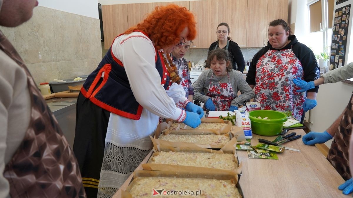 Warsztaty kulinarne w Środowiskowym Domu Samopomocy w Nowej Wsi [19.02.2026] - zdjęcie #4 - eOstroleka.pl