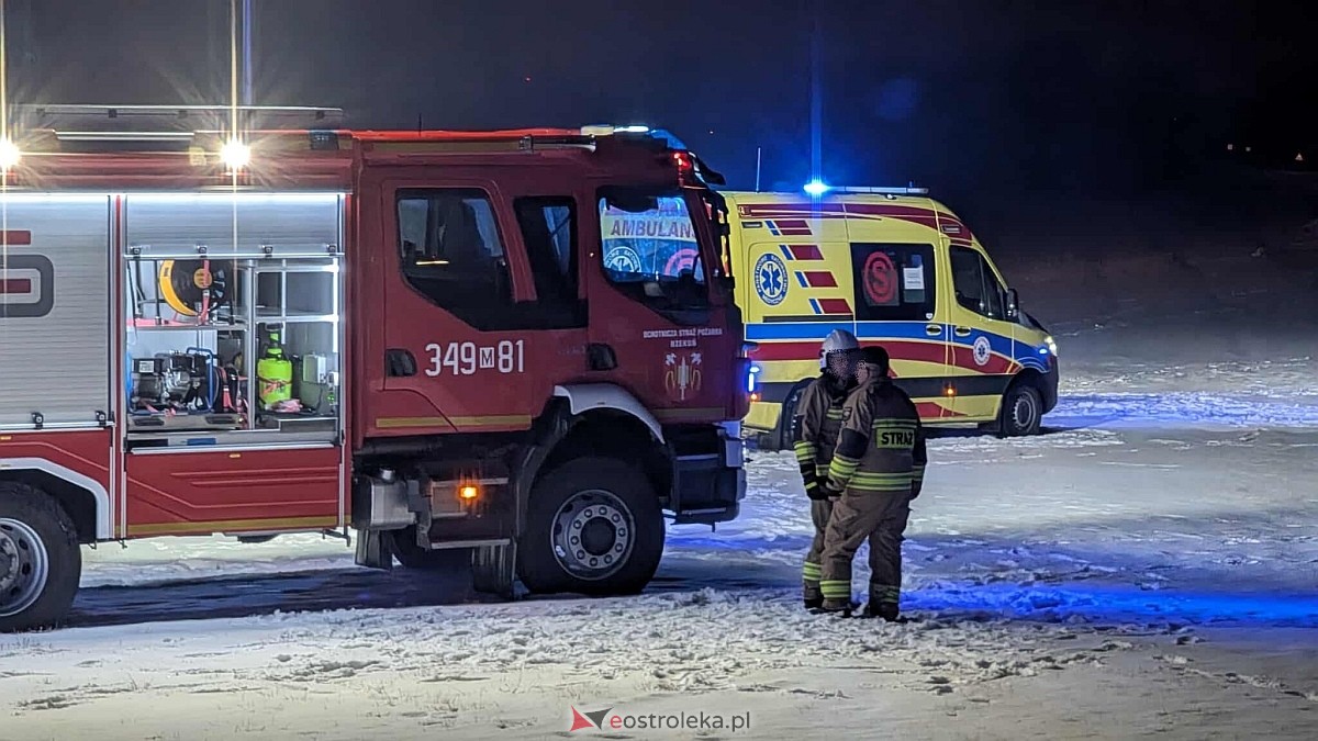 Wypadek na przejeździe kolejowym w Susku Nowym [21.02.2026] - zdjęcie #9 - eOstroleka.pl