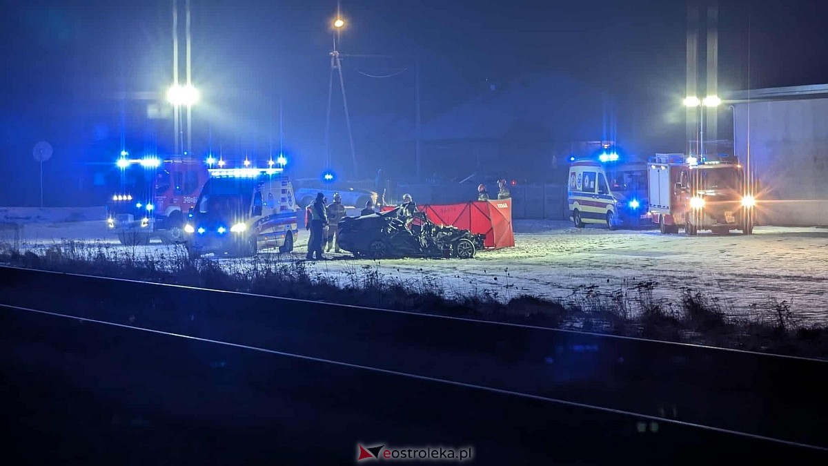 Wypadek na przejeździe kolejowym w Susku Nowym [21.02.2026] - zdjęcie #8 - eOstroleka.pl