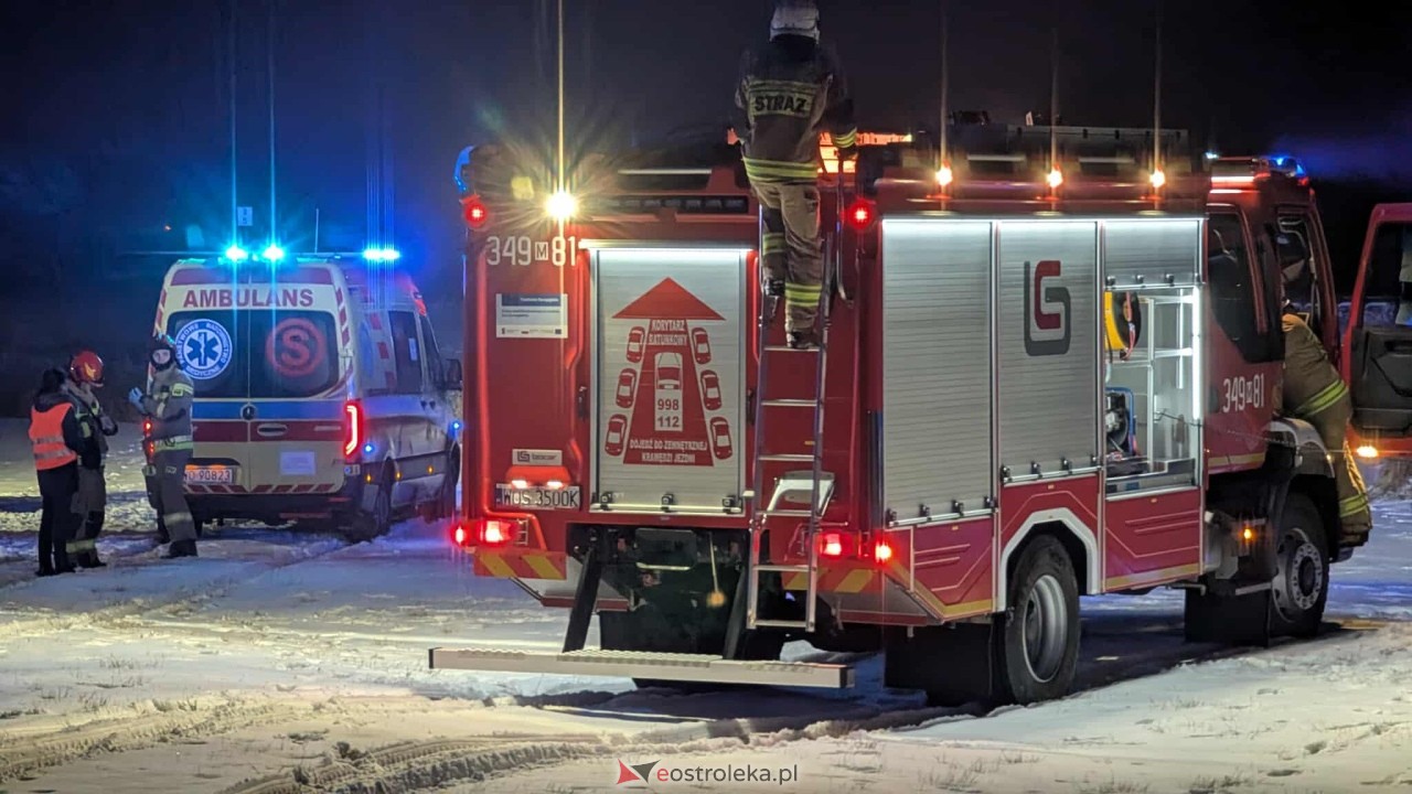 Wypadek na przejeździe kolejowym w Susku Nowym [21.02.2026] - zdjęcie #16 - eOstroleka.pl