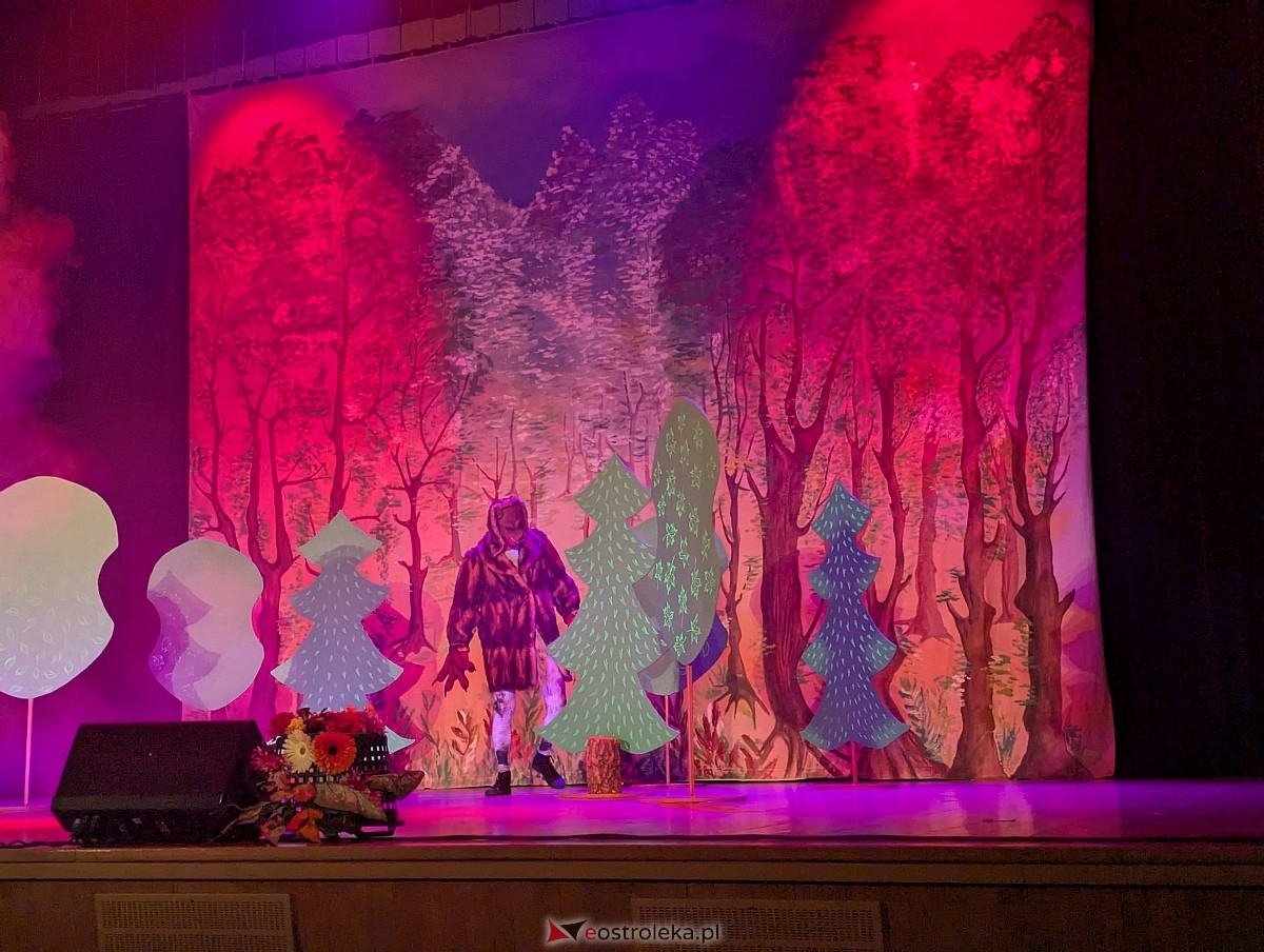Spektakl „Świnki 3 - Pepa, Mela i Kwi” w Ostrołęckim Centrum Kultury  [22.02.2026] - zdjęcie #8 - eOstroleka.pl