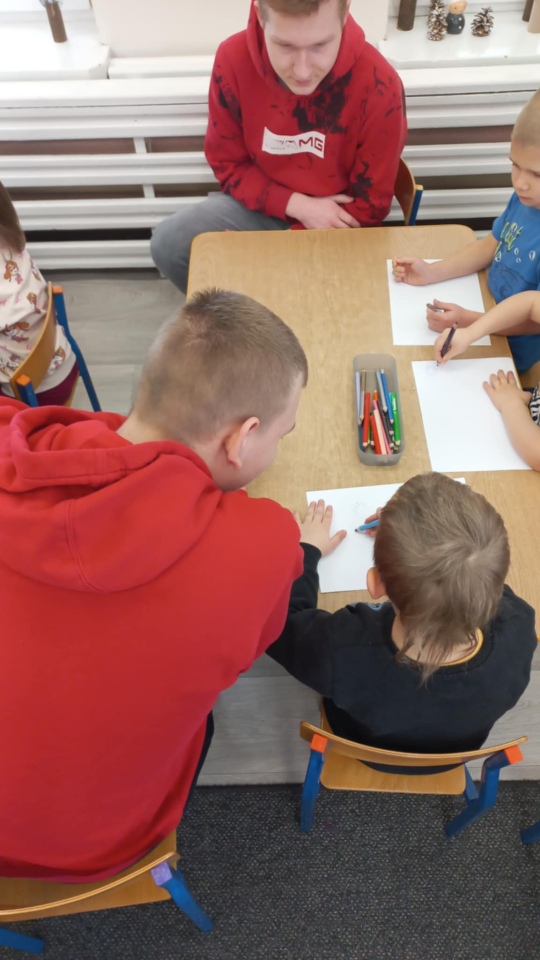 Uczniowie Metalówki z wizytą w PM nr 1 fot. ZSZ nr 1 [20.02.2026] - zdjęcie #9 - eOstroleka.pl