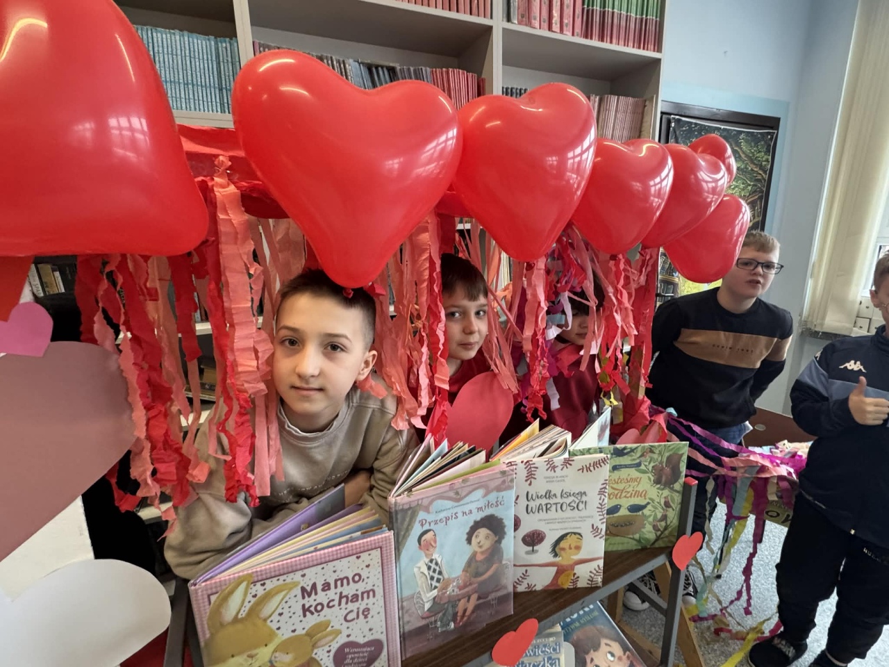 Walentynki w SP 10 Ostrołęka 2026 - zdjęcie #4 - eOstroleka.pl
