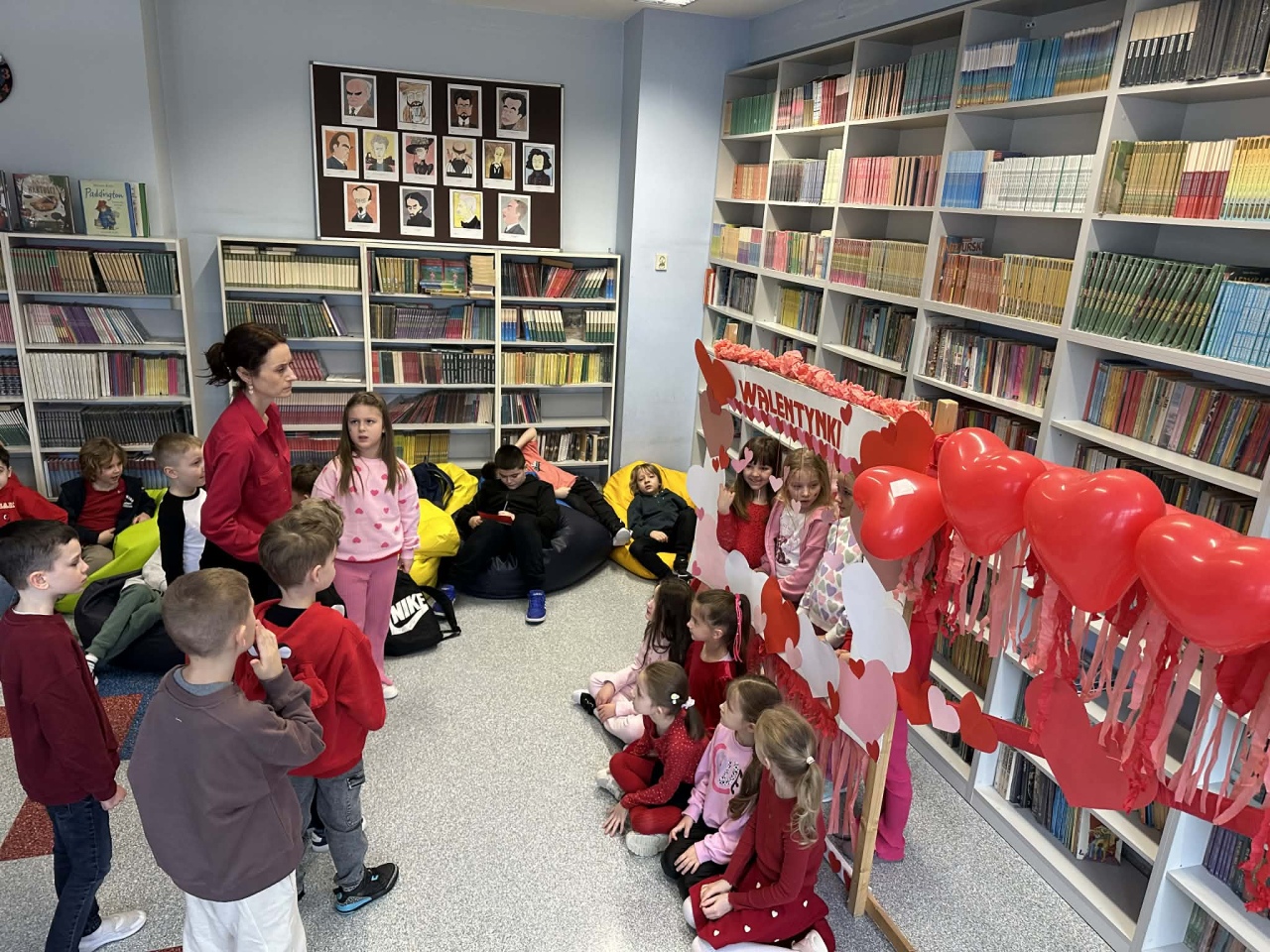 Walentynki w SP 10 Ostrołęka 2026 - zdjęcie #19 - eOstroleka.pl