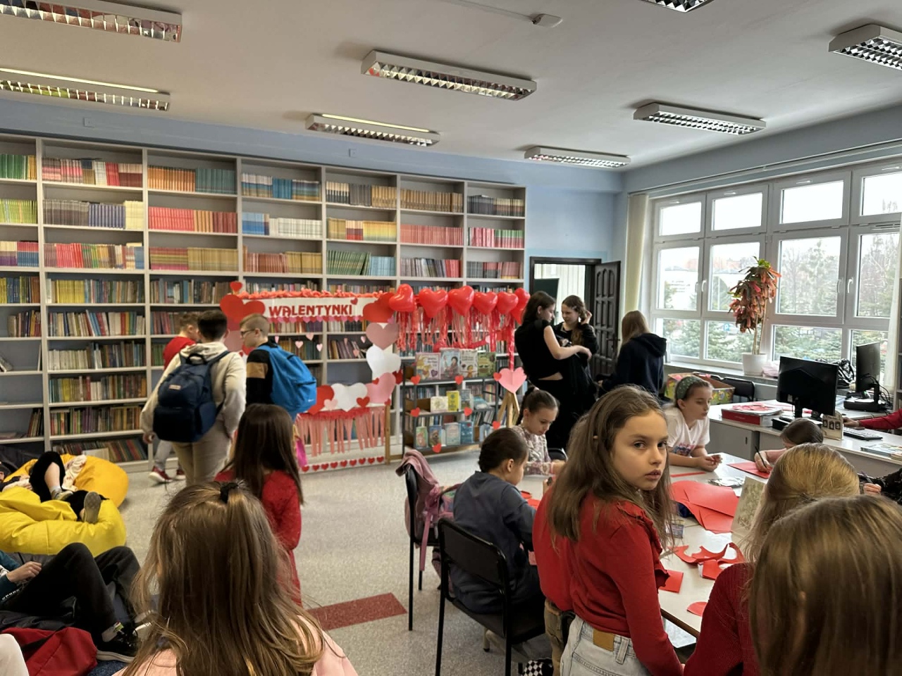 Walentynki w SP 10 Ostrołęka 2026 - zdjęcie #12 - eOstroleka.pl