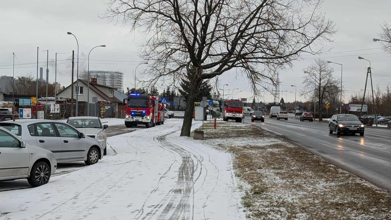 Pożar na 11 Listopada [25.02.2026] - zdjęcie #1 - eOstroleka.pl