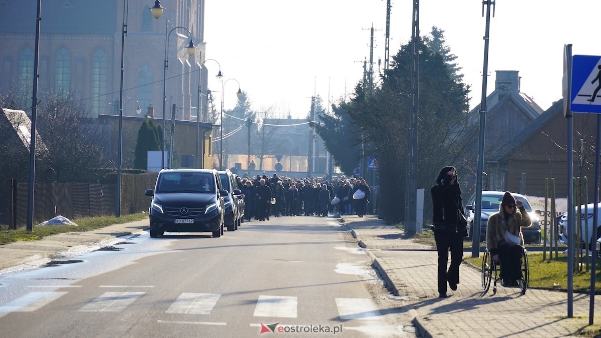 Ostatnia droga śp. Łukasza i Eweliny [26.02.2026] - zdjęcie #51 - eOstroleka.pl