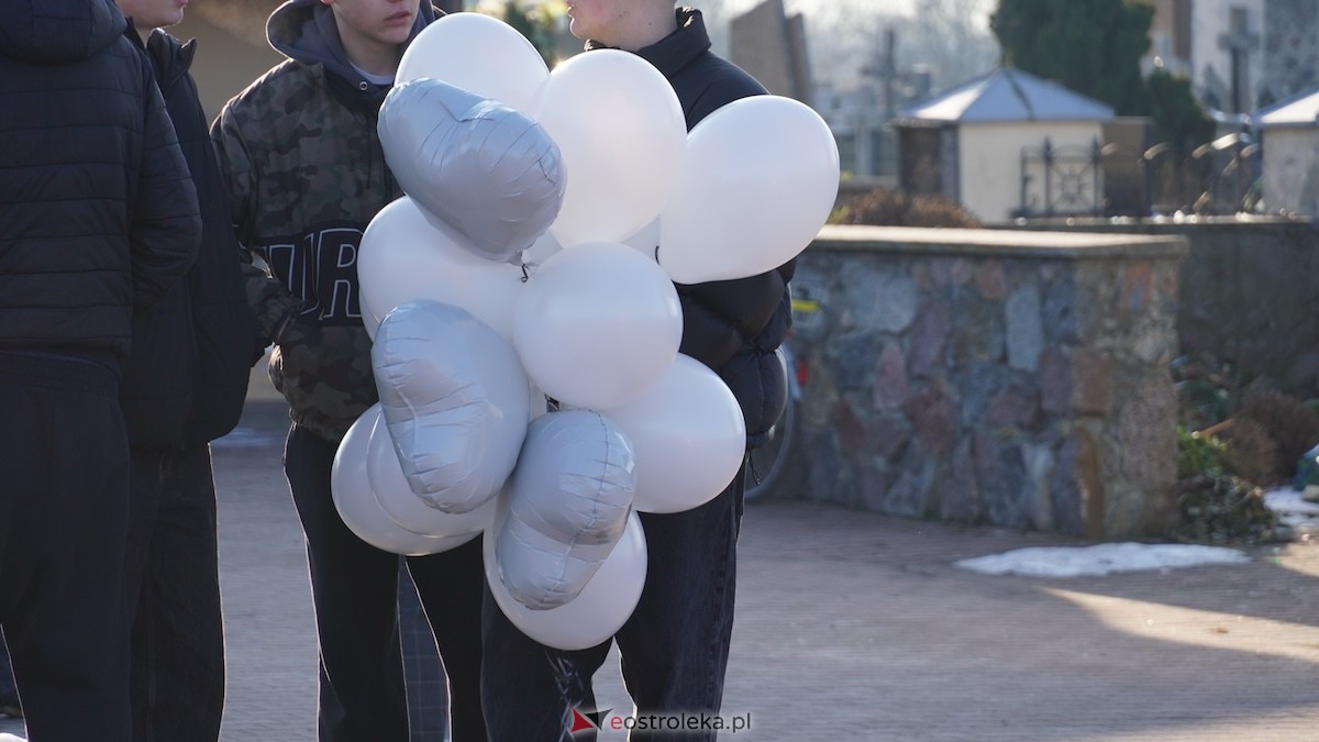 Ostatnia droga śp. Łukasza i Eweliny [26.02.2026] - zdjęcie #42 - eOstroleka.pl