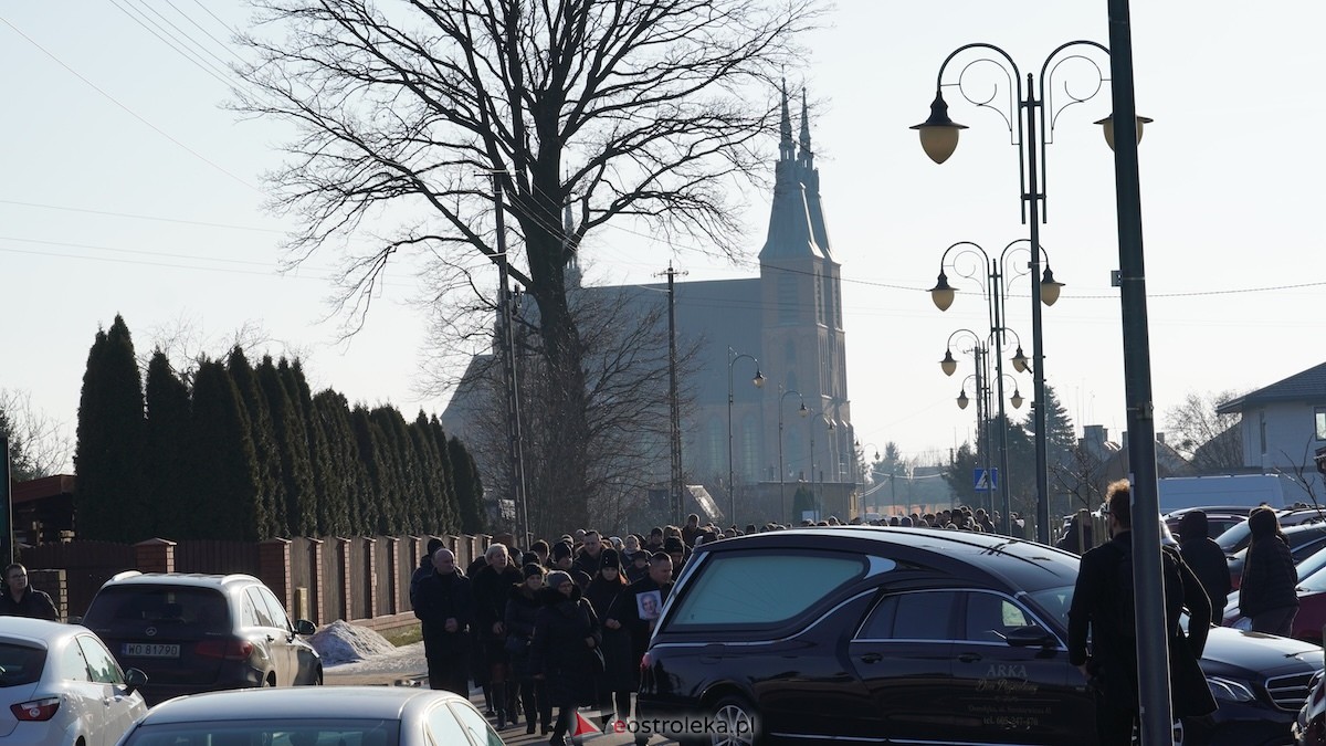Ostatnia droga śp. Łukasza i Eweliny [26.02.2026] - zdjęcie #26 - eOstroleka.pl