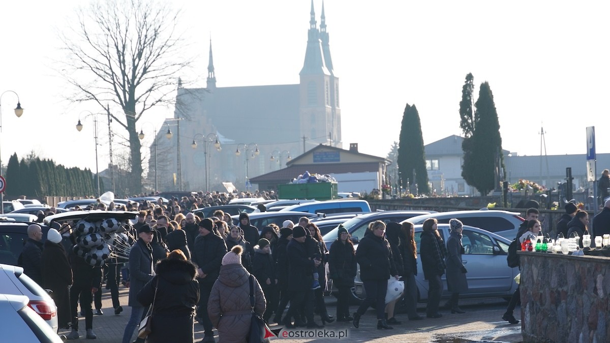 Ostatnia droga śp. Łukasza i Eweliny [26.02.2026] - zdjęcie #15 - eOstroleka.pl