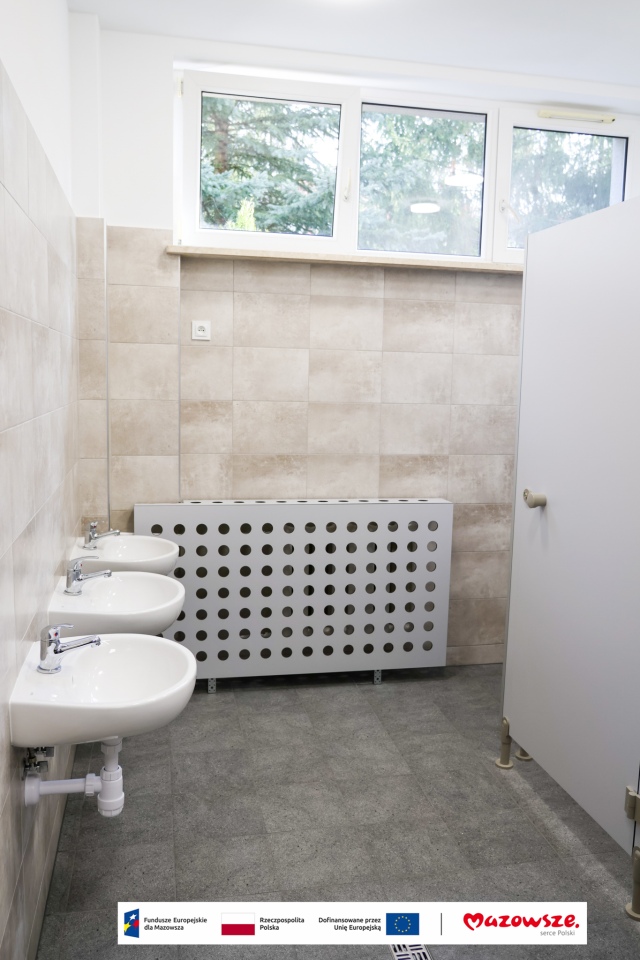 Szkoła Podstawowa nr 1 w Ostrołęce po remoncie - tak wygląda odnowione wnętrze [27.02.2026] - zdjęcie #2 - eOstroleka.pl