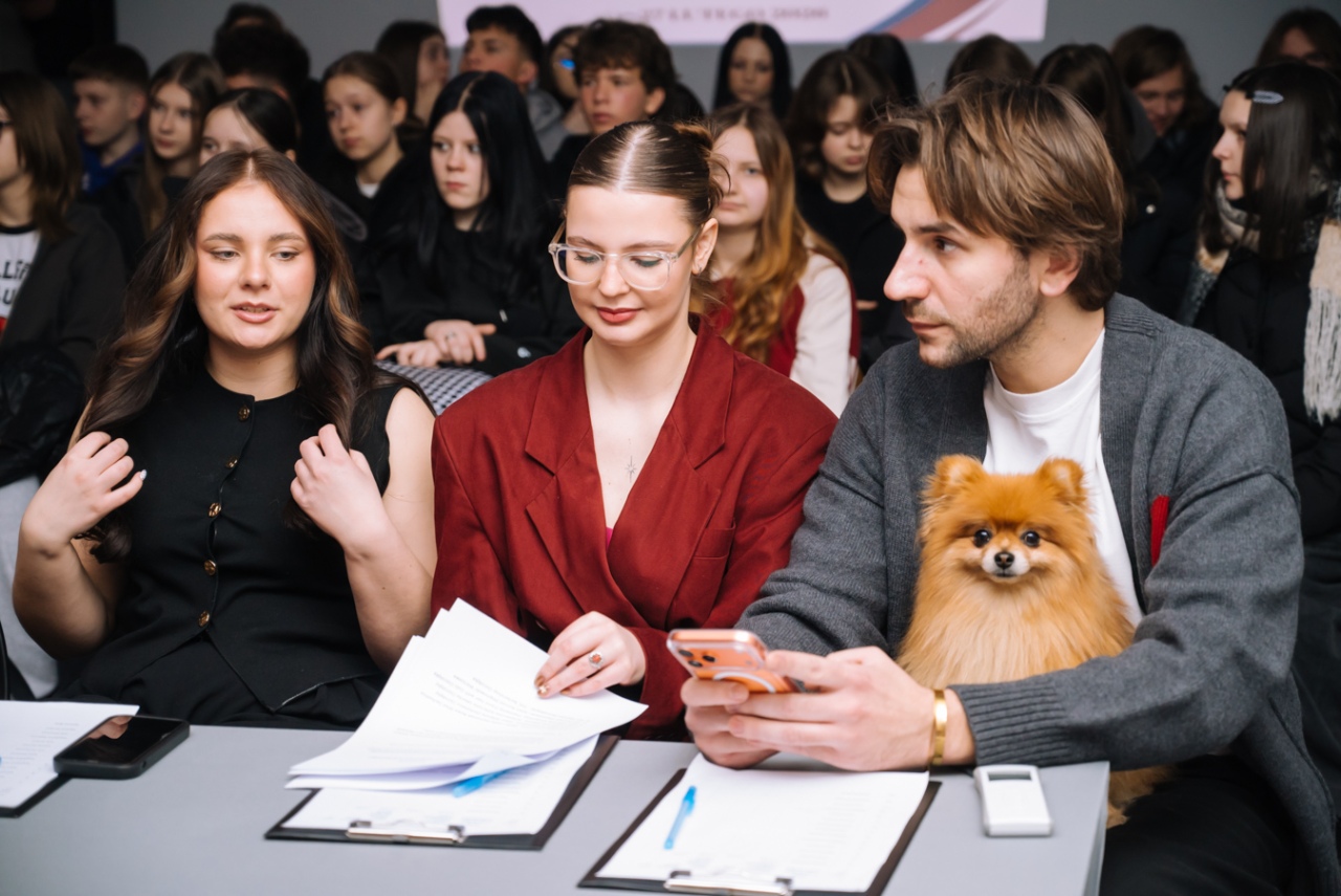 XVII edycja Festiwalu Fryzjerstwa Artystycznego z ZSZ Nr 2 [27.02.2027] - zdjęcie #24 - eOstroleka.pl