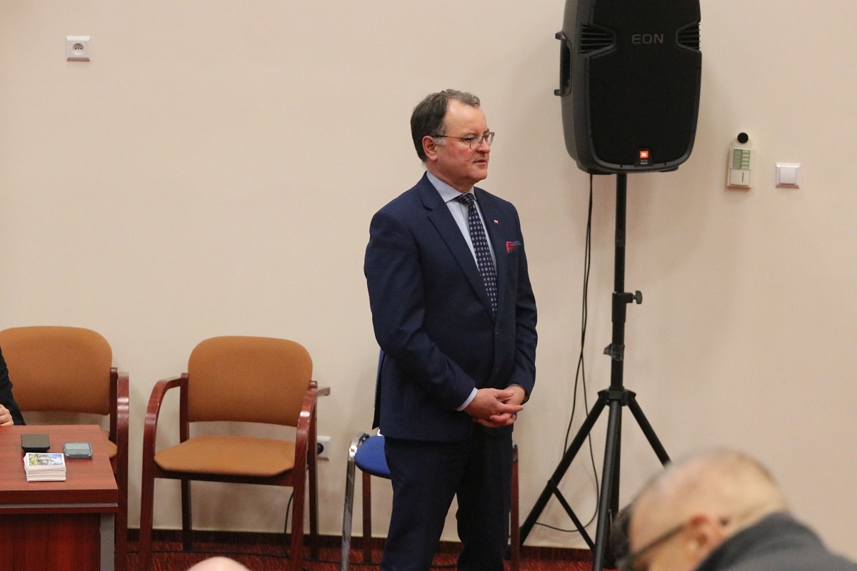 Spotkanie z posłem Bartłomiejem Wróblewskim w Ostrołęce [28.02.2026] - zdjęcie #27 - eOstroleka.pl