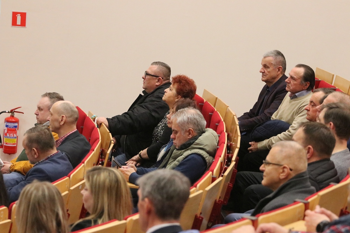 Spotkanie z posłem Bartłomiejem Wróblewskim w Ostrołęce [28.02.2026] - zdjęcie #19 - eOstroleka.pl