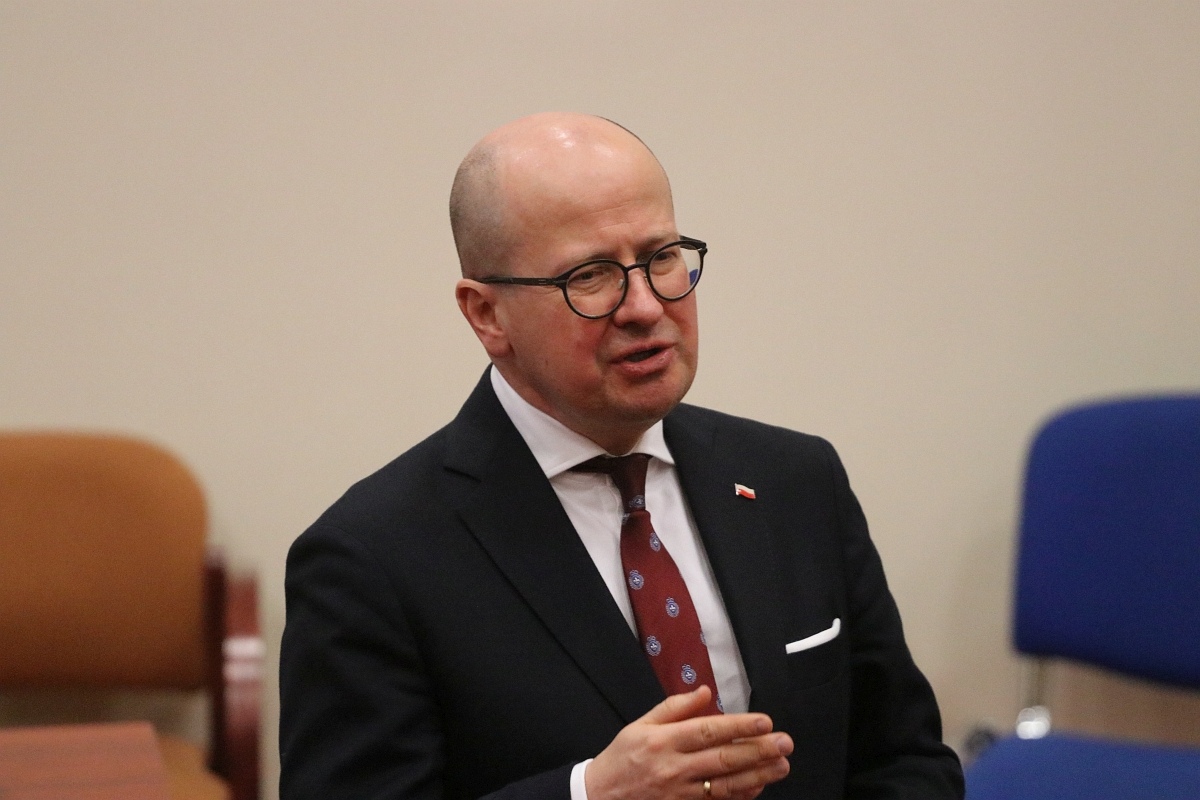 Spotkanie z posłem Bartłomiejem Wróblewskim w Ostrołęce [28.02.2026] - zdjęcie #14 - eOstroleka.pl