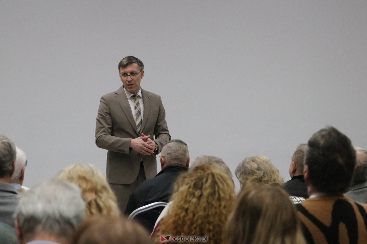 Spotkanie z posłem Marcinem Grabowskim w Rzekuniu [28.02.2026] - zdjęcie #29 - eOstroleka.pl