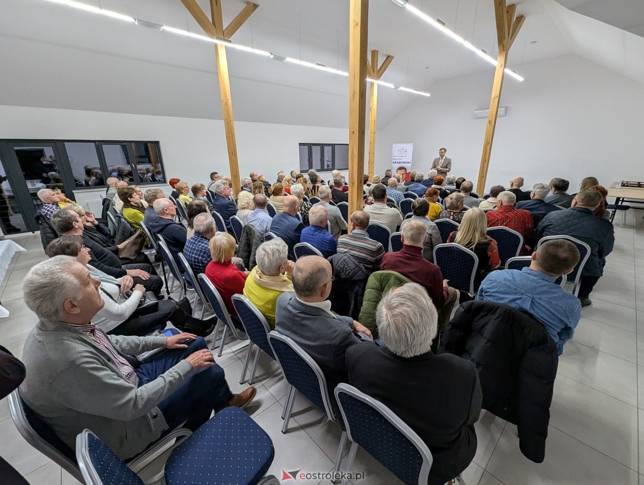 Spotkanie z posłem Marcinem Grabowskim w Rzekuniu [28.02.2026] - zdjęcie #24 - eOstroleka.pl