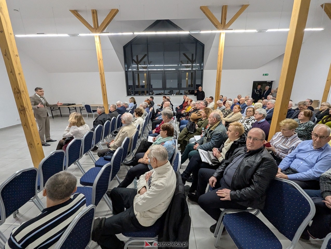 Spotkanie z posłem Marcinem Grabowskim w Rzekuniu [28.02.2026] - zdjęcie #16 - eOstroleka.pl