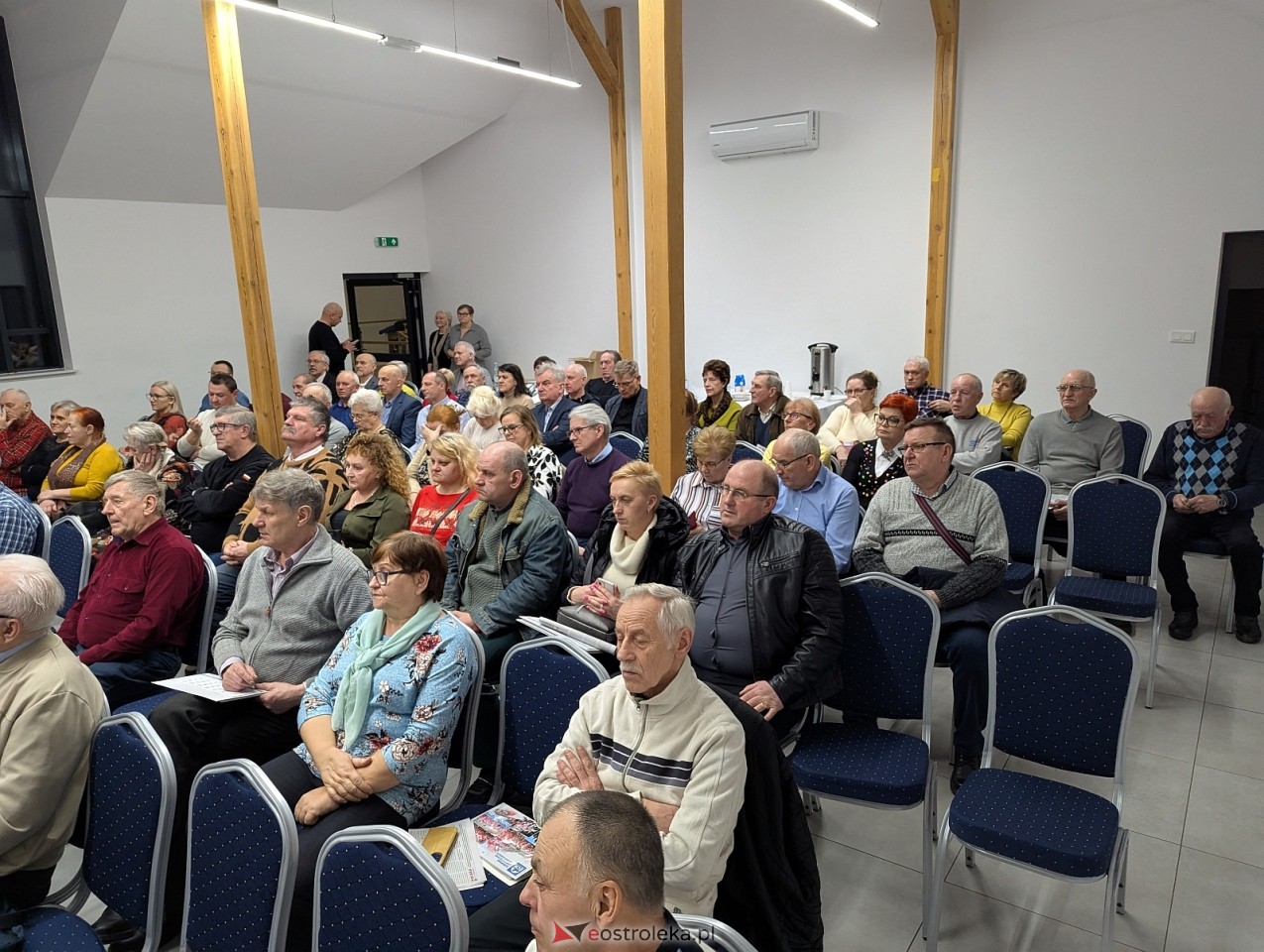 Spotkanie z posłem Marcinem Grabowskim w Rzekuniu [28.02.2026] - zdjęcie #12 - eOstroleka.pl