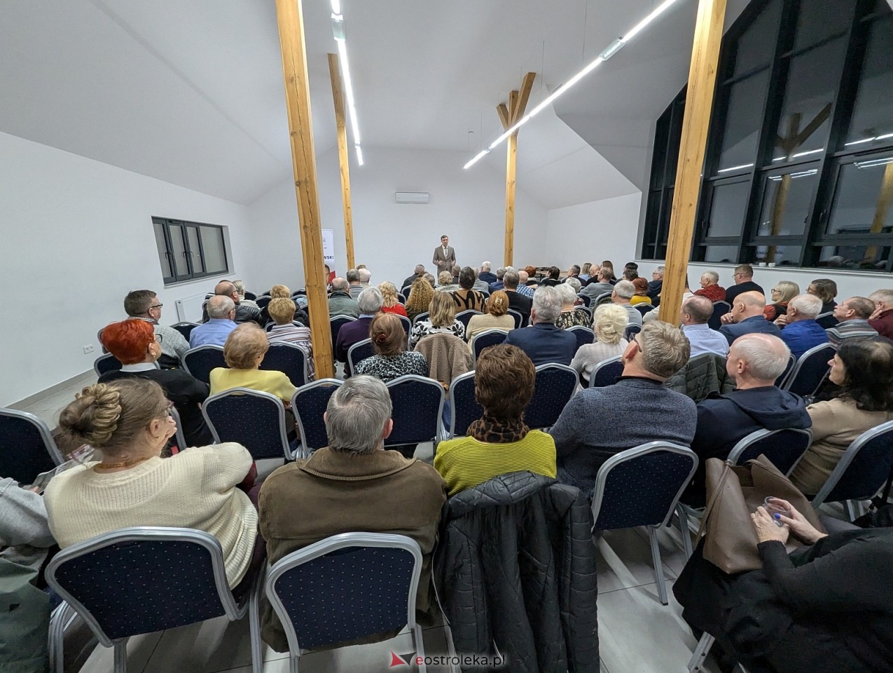 Spotkanie z posłem Marcinem Grabowskim w Rzekuniu [28.02.2026] - zdjęcie #3 - eOstroleka.pl