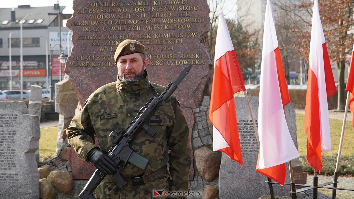 Narodowy Dzień Pamięci Żołnierzy Wyklętych w Ostrołęce [01.03.2026] - zdjęcie #174 - eOstroleka.pl