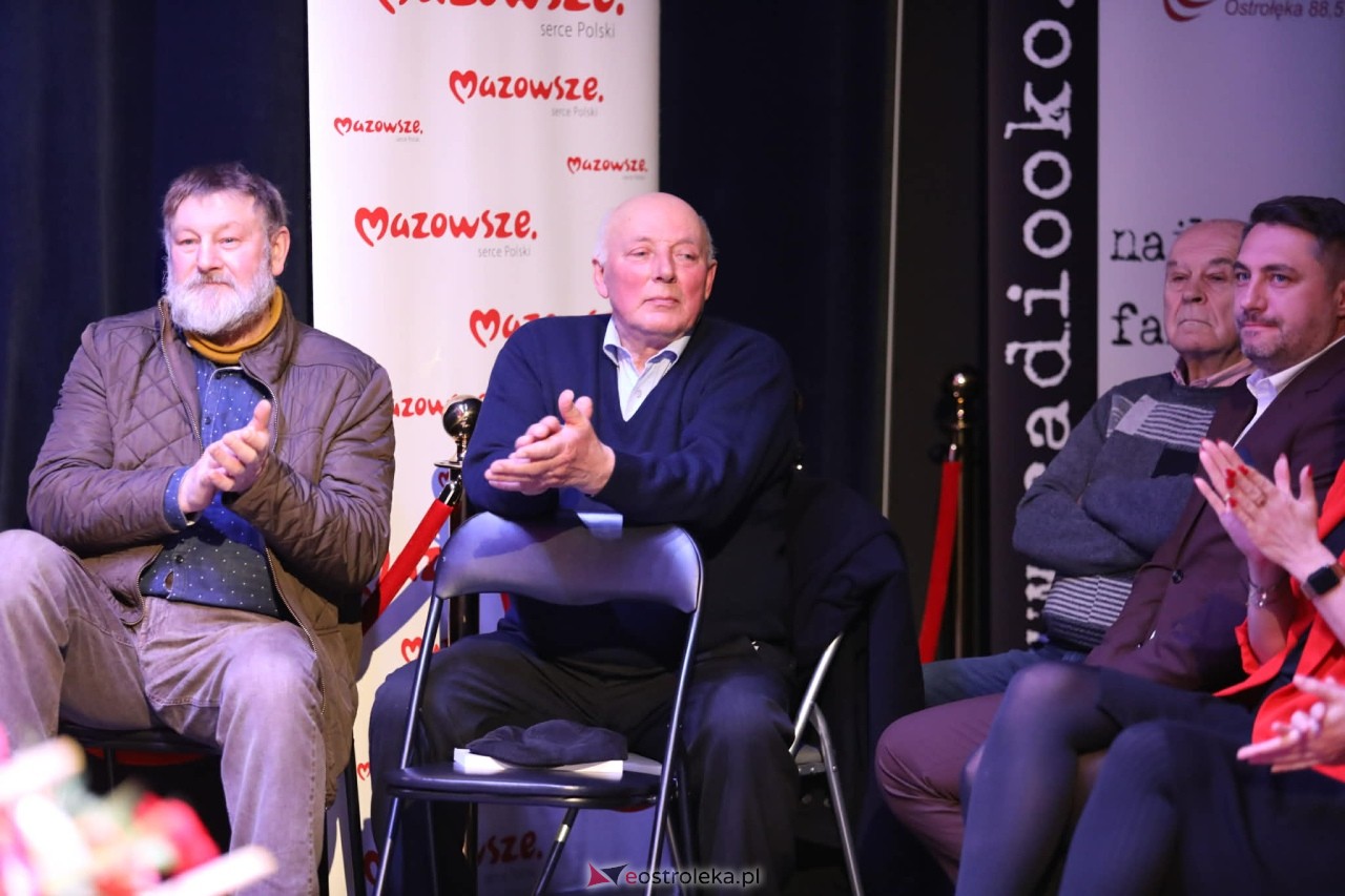 Koncert Chóru Reprezentacyjnego WP pt. „Dla Ciebie Polsko”  w MŻW [1.03.2026] - zdjęcie #39 - eOstroleka.pl