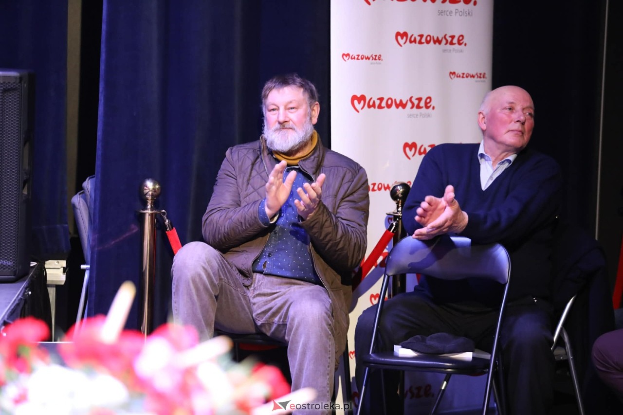 Koncert Chóru Reprezentacyjnego WP pt. „Dla Ciebie Polsko”  w MŻW [1.03.2026] - zdjęcie #33 - eOstroleka.pl