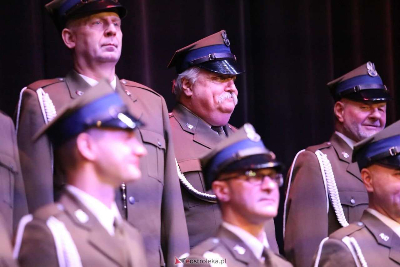 Koncert Chóru Reprezentacyjnego WP pt. „Dla Ciebie Polsko”  w MŻW [1.03.2026] - zdjęcie #30 - eOstroleka.pl